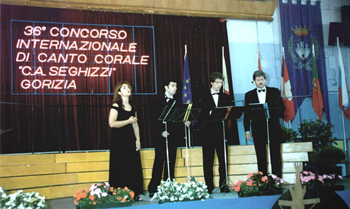 Il gruppo in concorso